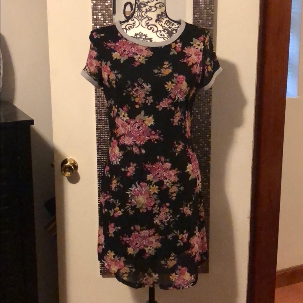 NWT floral dress